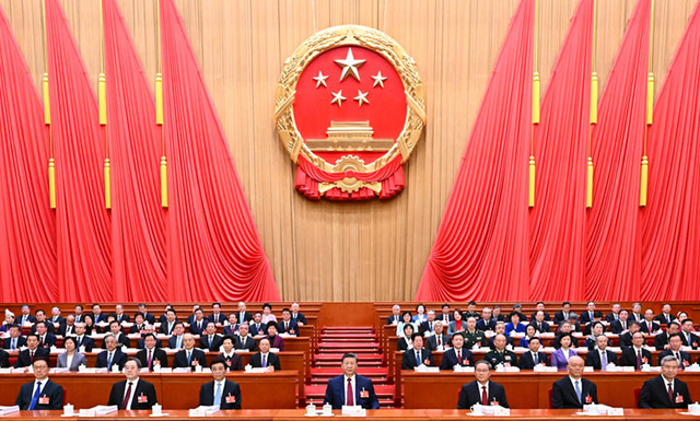 ʮ�Ľ�ȫ���˴��Ĵλ����ھ���Ļ ϰ��ƽ������ϯ̨����