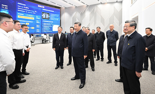 ϰ��ƽ�����ΰ����۰��������ܶ�λ Ŭ��������ʱ�����¸ߵغ��ƶ���������չ����